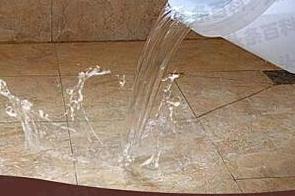 绥芬河漏水维修 免砸砖防水材料该如何施工